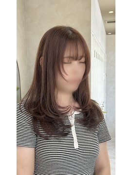 エレノア 枚方(Eleanor) レイヤーカット/ピンクベージュ