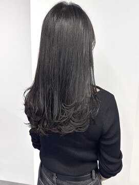 アイシーキョウト(I see kyoto) 暗髪グレージュ/ハッシュカット/ザグザグレイヤー