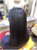 黒髪ロング×美髪矯正で艶ストレート