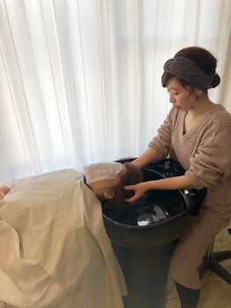 クラス リノ(CLASS lino)の写真/フルフラットのシャンプー台なので、首の負担がありません♪ゆったりとした癒しの時間をお過ごし下さい♪