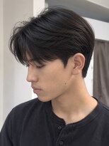 ノラキチジョウジ(NORA KICHIJOJI)&nbsp;黒髪韓国風センターパートツーブロックダウンパーマワックスなし