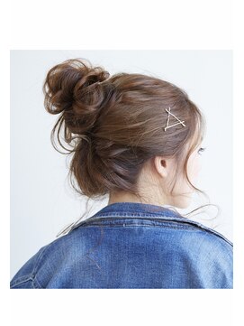 ワン 横浜(ONE005) お団子ルーズアレンジ【ONE横浜】