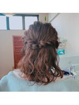 ヘアーアンドメイク カナン(HAIR&MAKE CANAAN)&nbsp;ハーフアップアレンジ