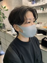 フィフス(fifth) ◇ウェーブパーマ センターパート トランクスヘア 黒髪