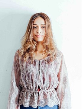 カラーサロンビスカリア 相模原エリア 淵野辺駅店(Color salon Biscaria) グラデーションカラー☆長めバング☆カール[淵野辺/淵野辺駅]