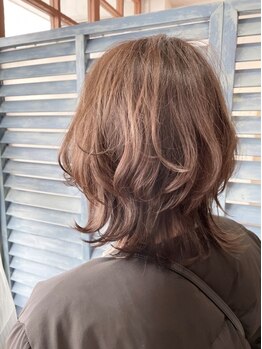 ヘアーアンドメイク シェリ(Hair&Make Cherie)の写真/《Hair&Make Cherie》の「似合わせカット」で、より魅力的なスタイルへ♪幅広い年代に人気です◇