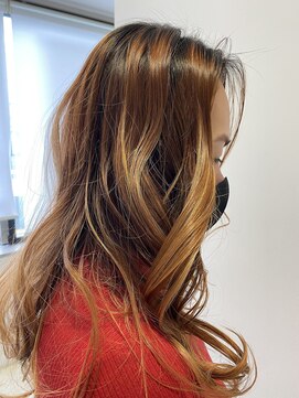 ヘアーアンドアート ルミナ(HAIR&ART LUMINA) 【佐々木】ブロンドカラーロング