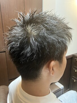 バーバーリング メソッド(BARBERING METHOD) ツンツンショートスタイル