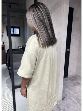 アコ(Aco) ★太めに入れたフェイスフレーミングハイライト★