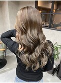 バレイヤージュ、ハイライト、レイヤーロング、グレーベージュ