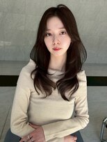 ユーフォリア 新宿通り(Euphoria) 顔周りレイヤー/くびれヘア/ワンホン/レイヤーカット/中韓mix