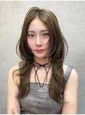 オリーブグレージュハッシュカットくびれヘアロングウルフ