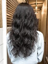 チョビー(Chobii)&nbsp;表参道 コテ巻き風パーマ デジタルパーマ くびれ 韓国風