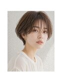 透け感ニュアンスショート