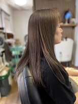 魔女の手仕事&nbsp;脱・黄色味！透明感あふれる上品なグレージュカラー