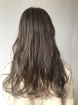 ビグディーサロン 武庫川(BIGOUDI salon) ヘルシーベージュ