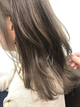 インビテーション(invitation) ＃ハイライトカラー＃ミルクティーベージュ