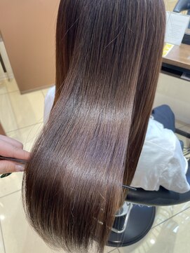 ノイズ オオサカ(NOISM) 艶のある透明感ブラウンカラー 姫カット 20代/30代/40代