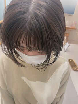 リュクスバトーバイトリコ 船橋南口店(Luxe BATEAU by tricot) Movement Bob Style × glossy