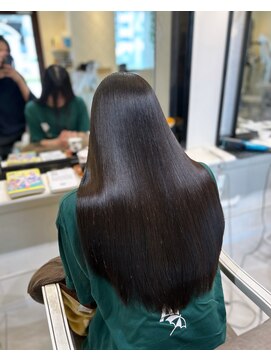 ブランニューイヴ 生駒店(Brand new eve) 艶