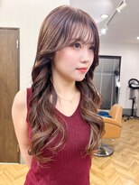 ハロー(...Hello)&nbsp;オリーブベージュ 韓国風ヘア 白髪ぼかし くびれヘア