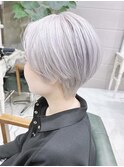 ホワイトアッシュ　 ホワイトカラー　マッシュショート