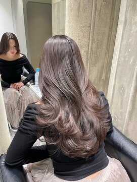 ベール(Vale) 大人レイヤー/顔まわりカット/チャコールグレー/20代/30代