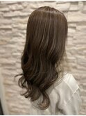 グレージュハイライト×ロングレイヤー
