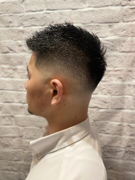 グレイスフル バーバープラチナム 六本木店(Graceful Barber platinum) スキンフェード×束感ソフトモヒカンショート