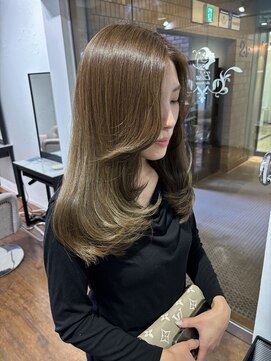 エルサザビューティー 神戸三宮(Elsa the beauty) 顔まわり/韓国ヘア/レイヤースタイル/髪質改善