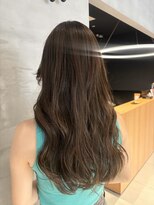 エミュ 伏見 国際センター(emu) ハイライトカラー/外国人風カラー/ゆるふわロング