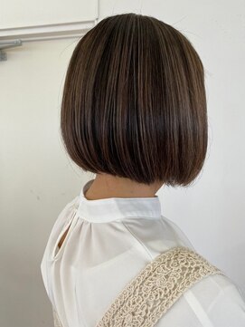 クラップス オル 金沢八景(CLAPS Ore) 金沢八景ショートボブイルミナカラー丸みレイヤーくびれショート