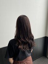 リラ(Rira)&nbsp;レイヤーカット×秋ブラウン