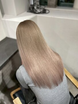 カラ 京都河原町(Kala) 顔周りレイヤーカットブリーチケアブリーチ10代20代30代40代