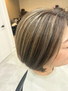 ファルベ(Farbe) ベージュハイライト