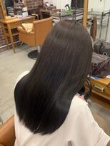 山野愛子美容室 銀座店&nbsp;透明感グレージュ×ストレートロング/酸熱トリートメント