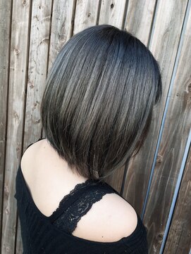 アラヘアー(ara HAIR) アイスシルバーボブ