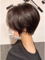 ネオリーブ シュシュ 神保町店(Neolive susu) 立体感ハンサムショート 流し前髪