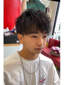 ガジロウ 美容室 蛾次郎 ツイストスパイラルマッシュルーム