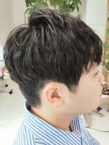 グラムゼロ&nbsp;メンズのツーブロックスタイル