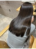 美髪縮毛矯正で最高級の艶髪へ