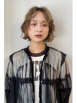 ニール 名古屋 伏見 丸の内(NEELU)&nbsp;【Neelu_rie】ベージュ×ふんわりボブ