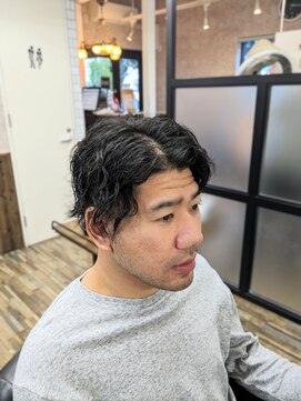 ティーズ バーバー T's BARBER 2ブロックスパイラルパーマ