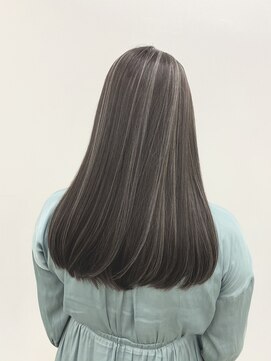 ウーパー(UPA) ホワイトベージュハイライト