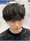 黒髪シャドウパーマ2ブロックマッシュショート韓国パーマ