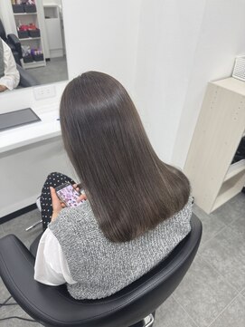 ロード(Road) ブリーチなし透明感グレージュ/犬飼慧