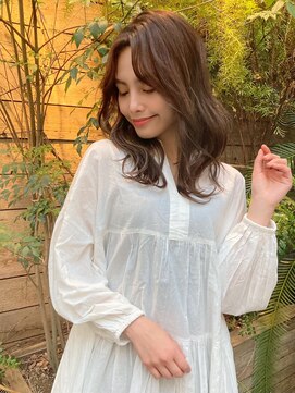 オムニス 表参道(Omnis) ハイレイヤー/ミディアム・ロング/20代/30代/顔周り・フェイス