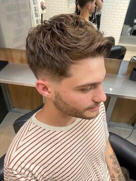 リレーションメンズヘアー(RELATION MEN'S HAIR) センターパートツイストパーマスパイキーショートツーブロック