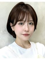アフロート ルヴア(AFLOAT RUVUA) 【岩田莉奈】一人一人のオーダーメイドカットで骨格矯正 新宿