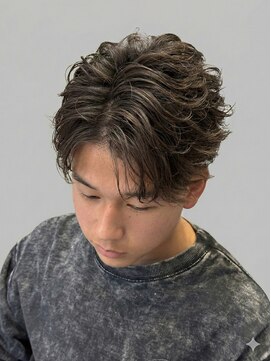 シロ 鯖江店(shiro) 束間フェザーパーマ！